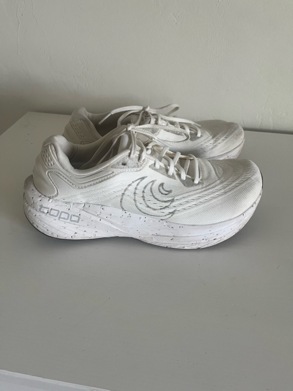 Topo Athletic Phantom Running Shoes - Size 10